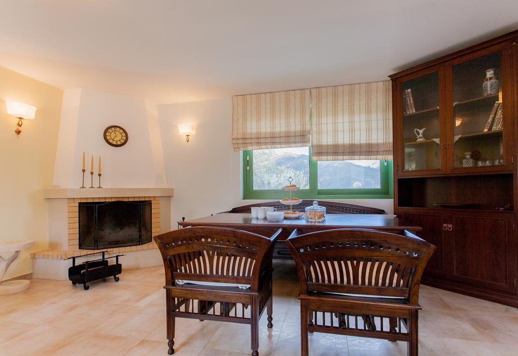 Augusta Country House Deres ภายนอก รูปภาพ
